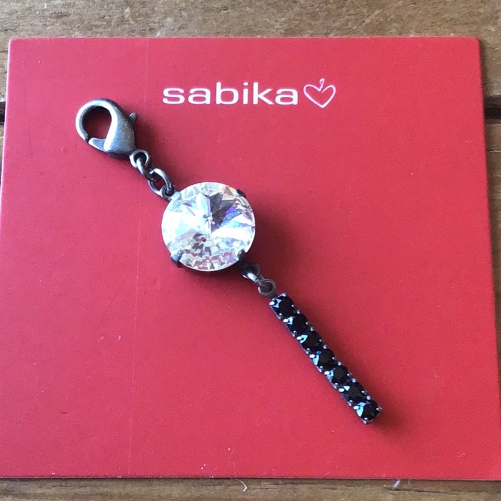 Sabika Artful Pendant